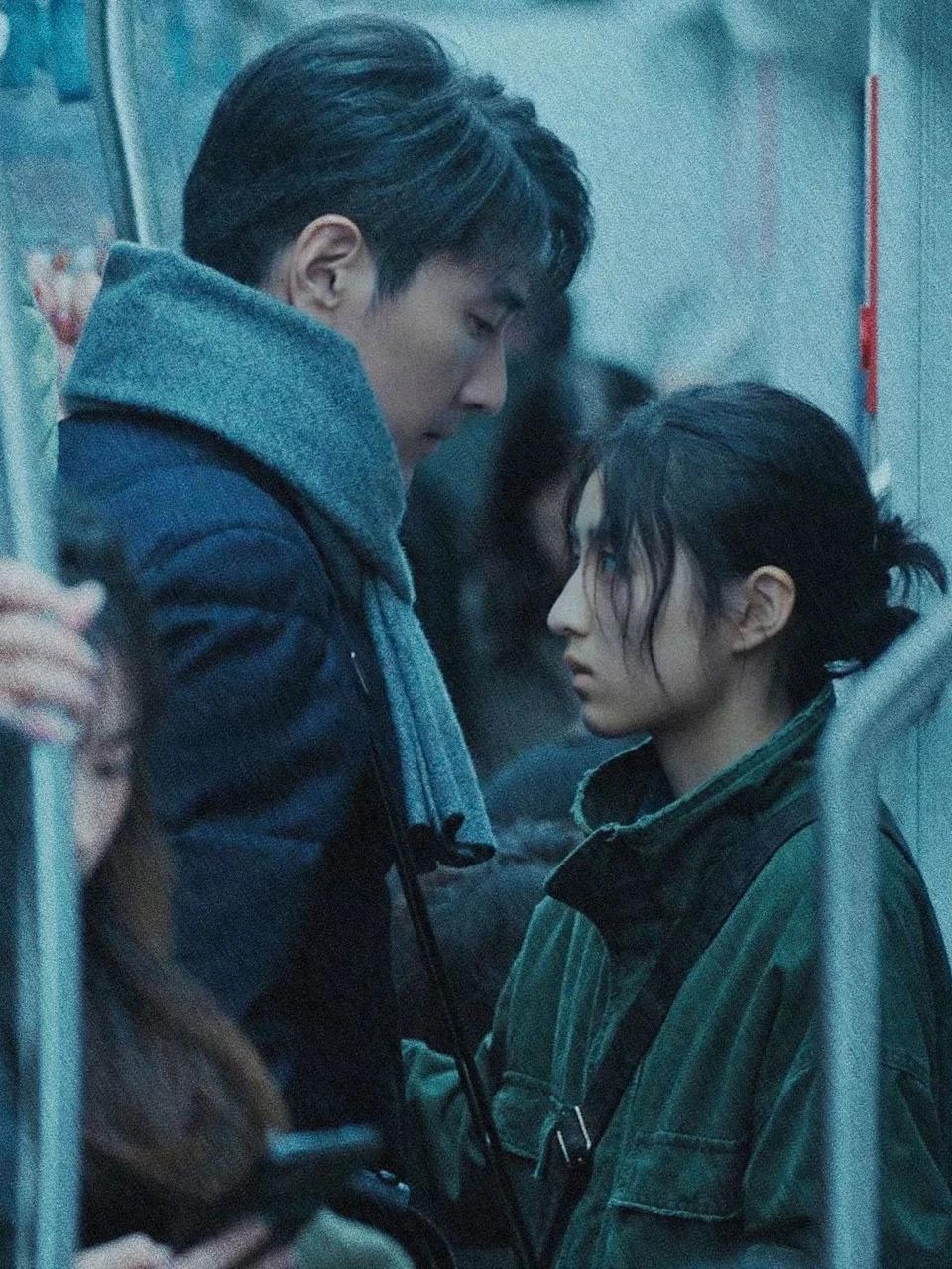 赵又廷与张子枫主演《秋雪漫过的冬天》