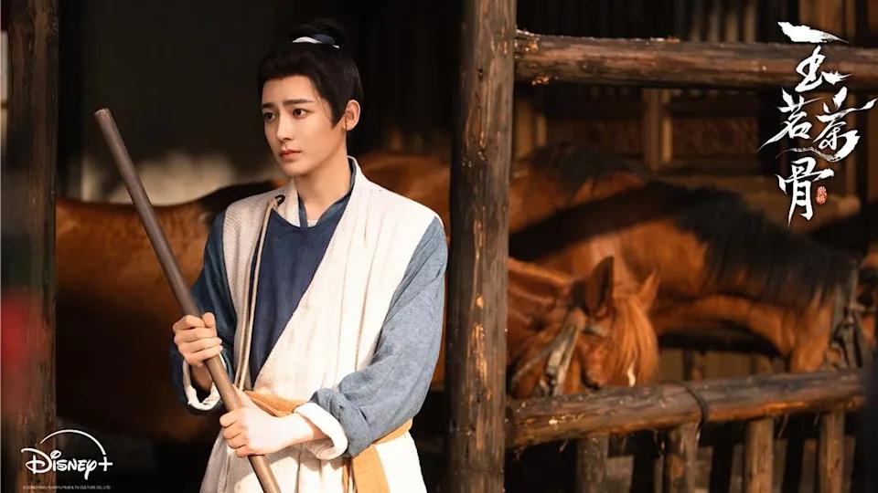 新生代男神侯明昊