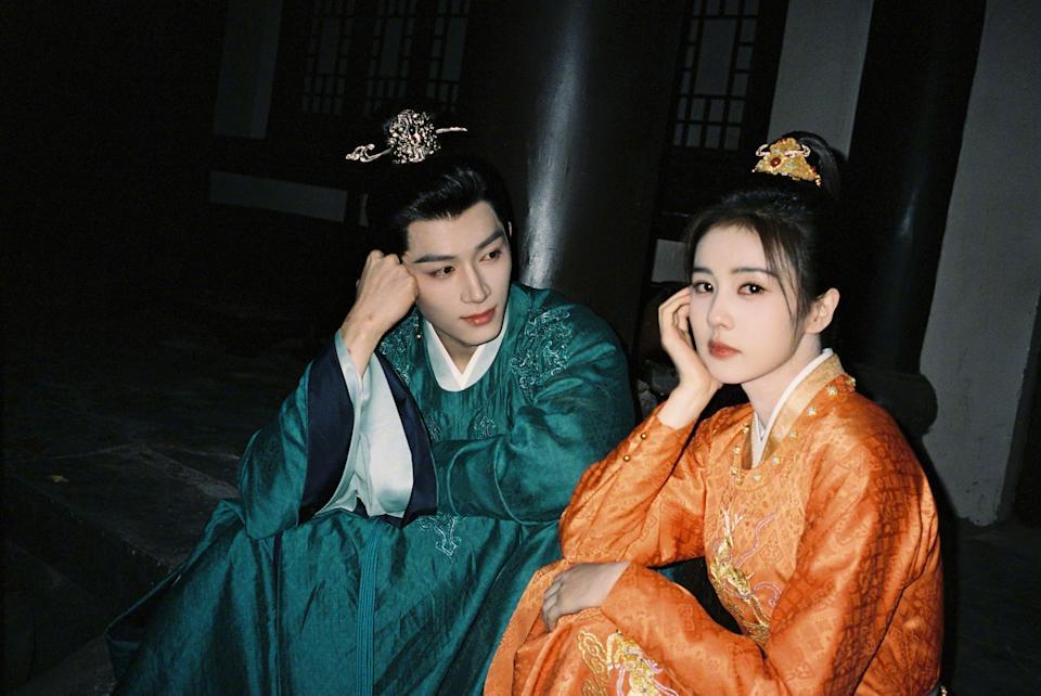 白鹿、王星越主演的《唐宮奇案之青霧風鳴》盛傳近日定檔。圖／白鹿官方微博