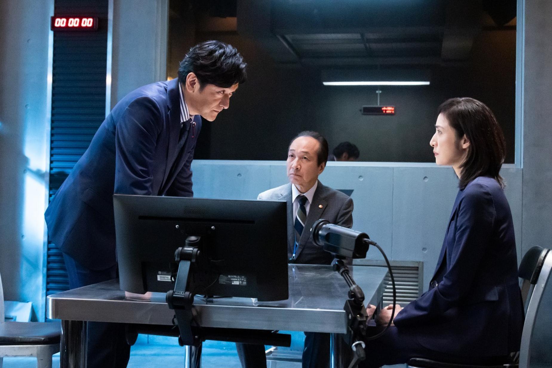 女王侦讯室电影版最终章：天海祐希率领团队对决内阁总理大臣真相